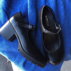 Soda Chunky Mary Jane Shoes